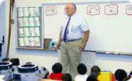 Pastor McCubbins visits elementary school in community
